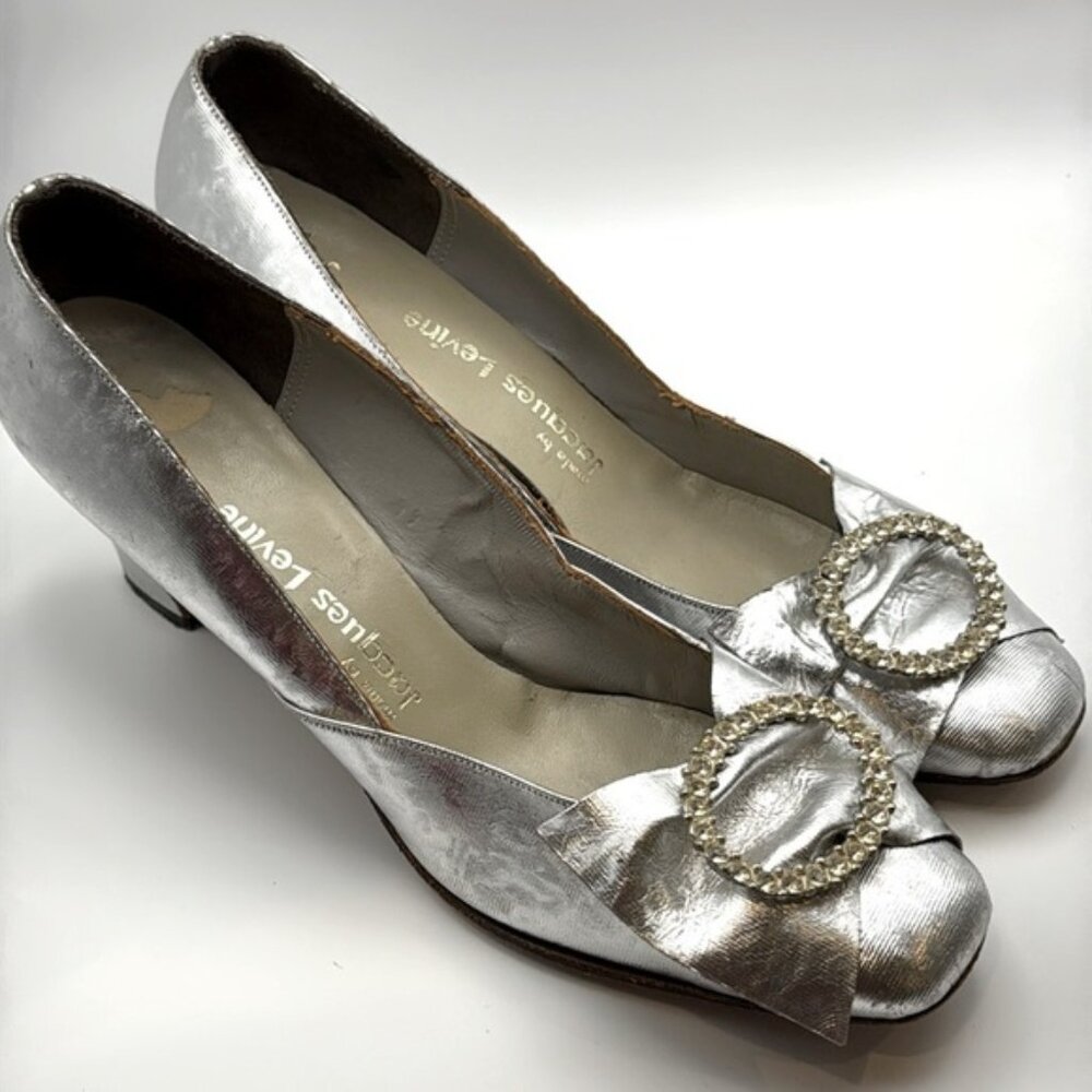 Jacques Levine Couture Silver Leather Slippers Size 8.5 Narrow